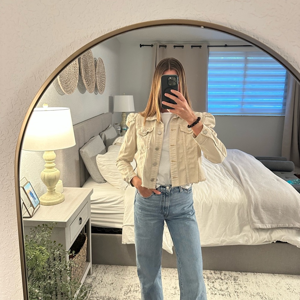 Blank NYC Cream Jacket puff sleeved